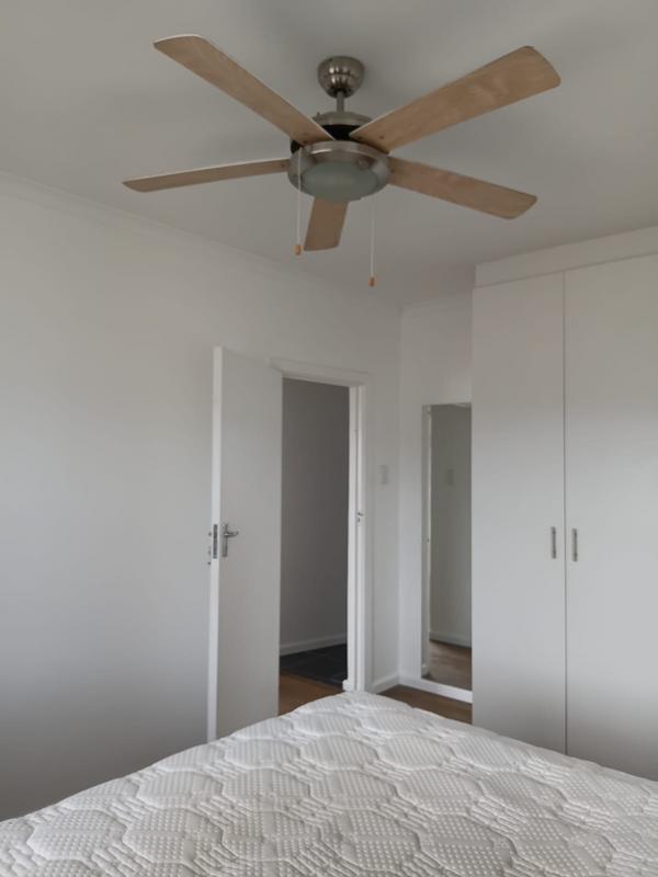 To Let 2 Bedroom Property for Rent in Vredehoek Western Cape